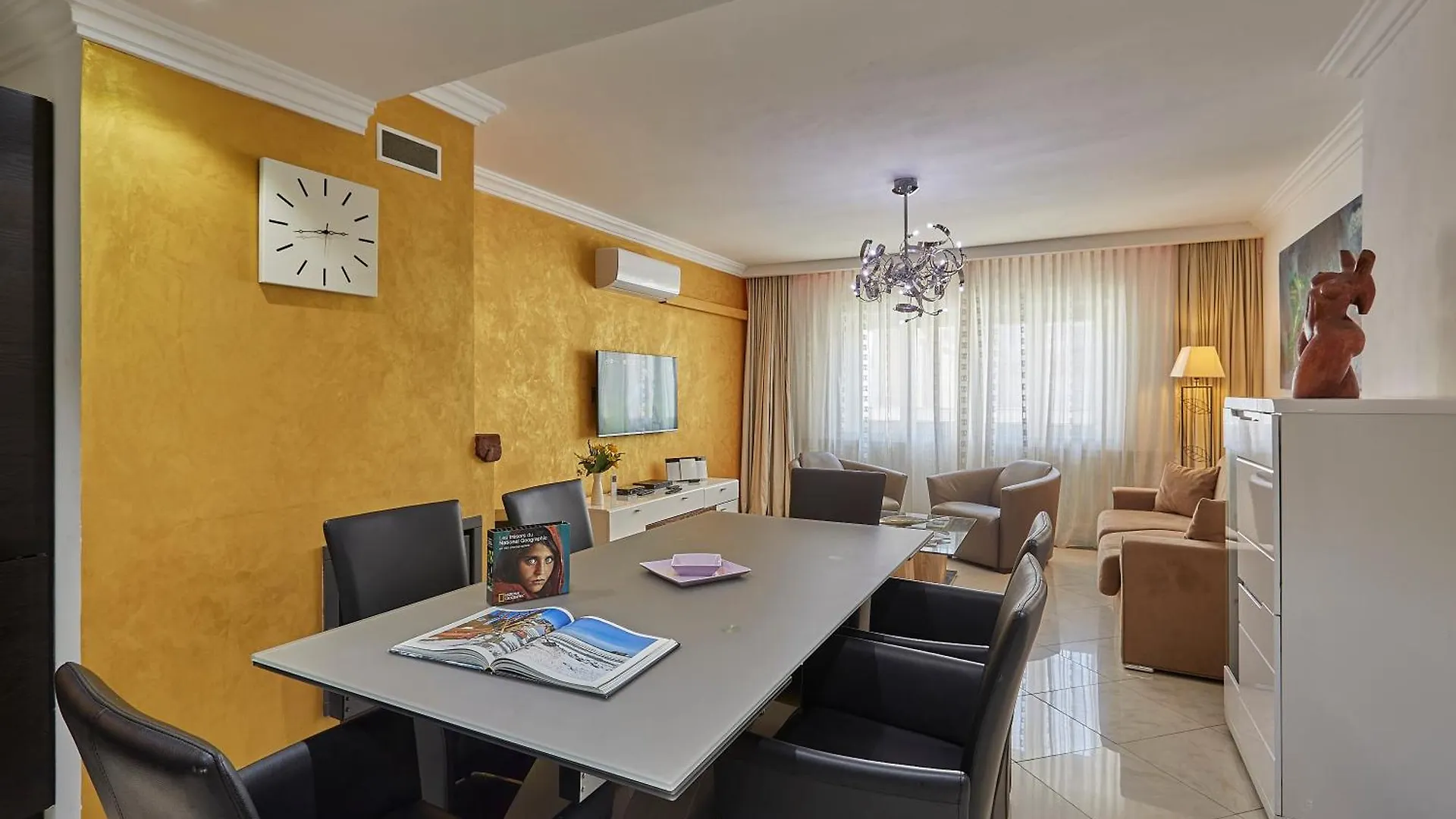 The Queen Luxury Apartments - Villa Cortina Luxembourg Luxembourg