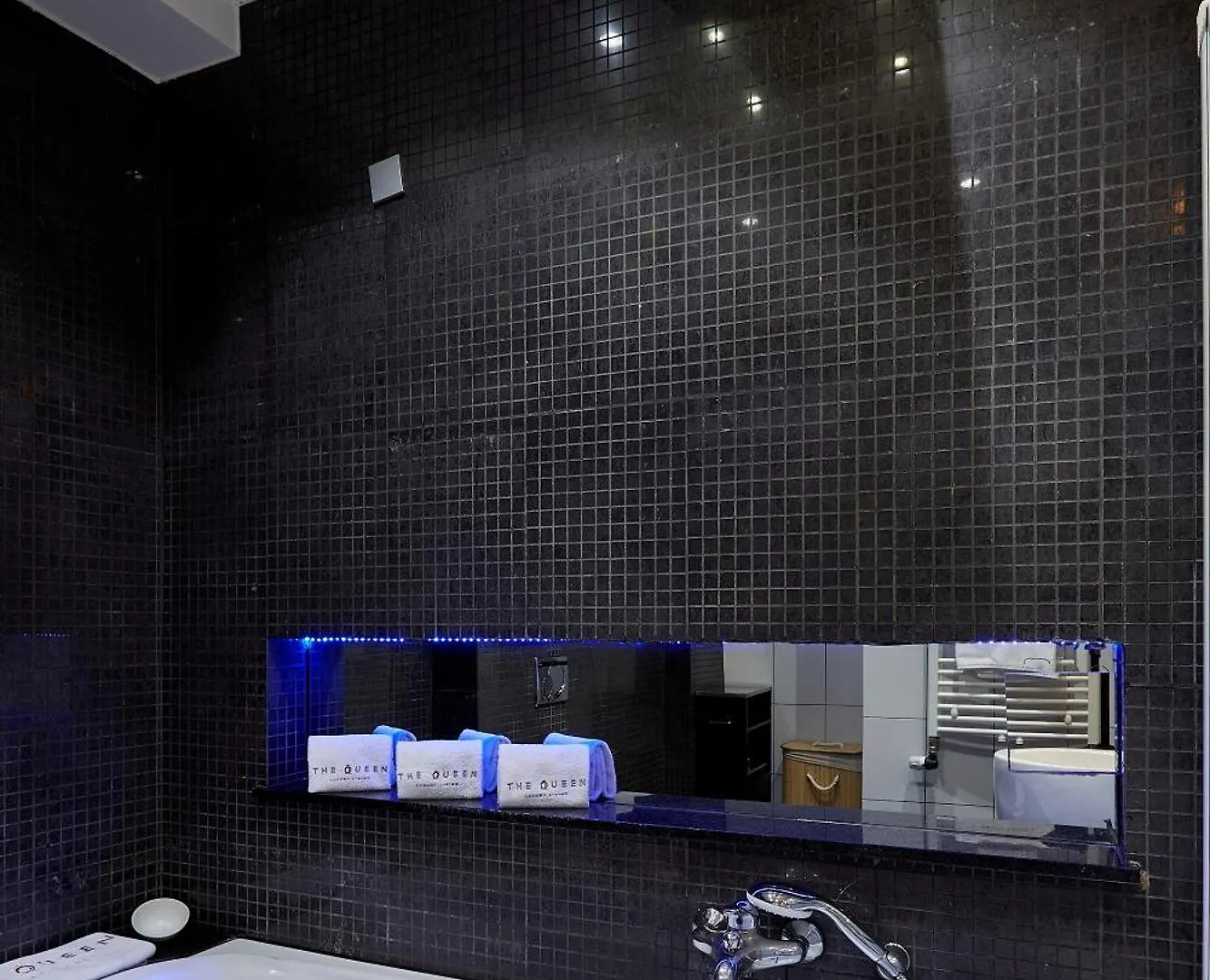 The Queen Luxury Apartments - Villa Cortina Luxembourg 0*,