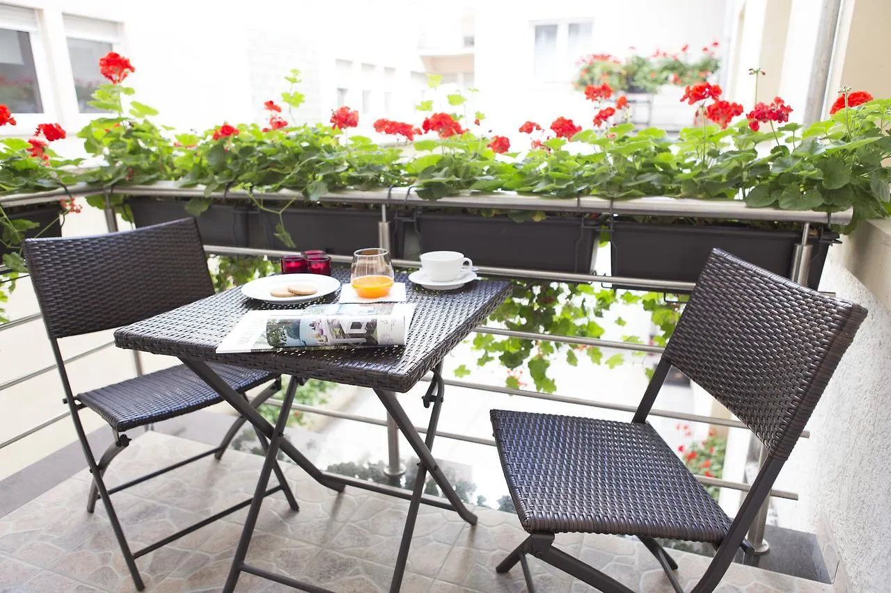 The Queen Luxury Apartments - Villa Cortina Luxembourg Luxembourg