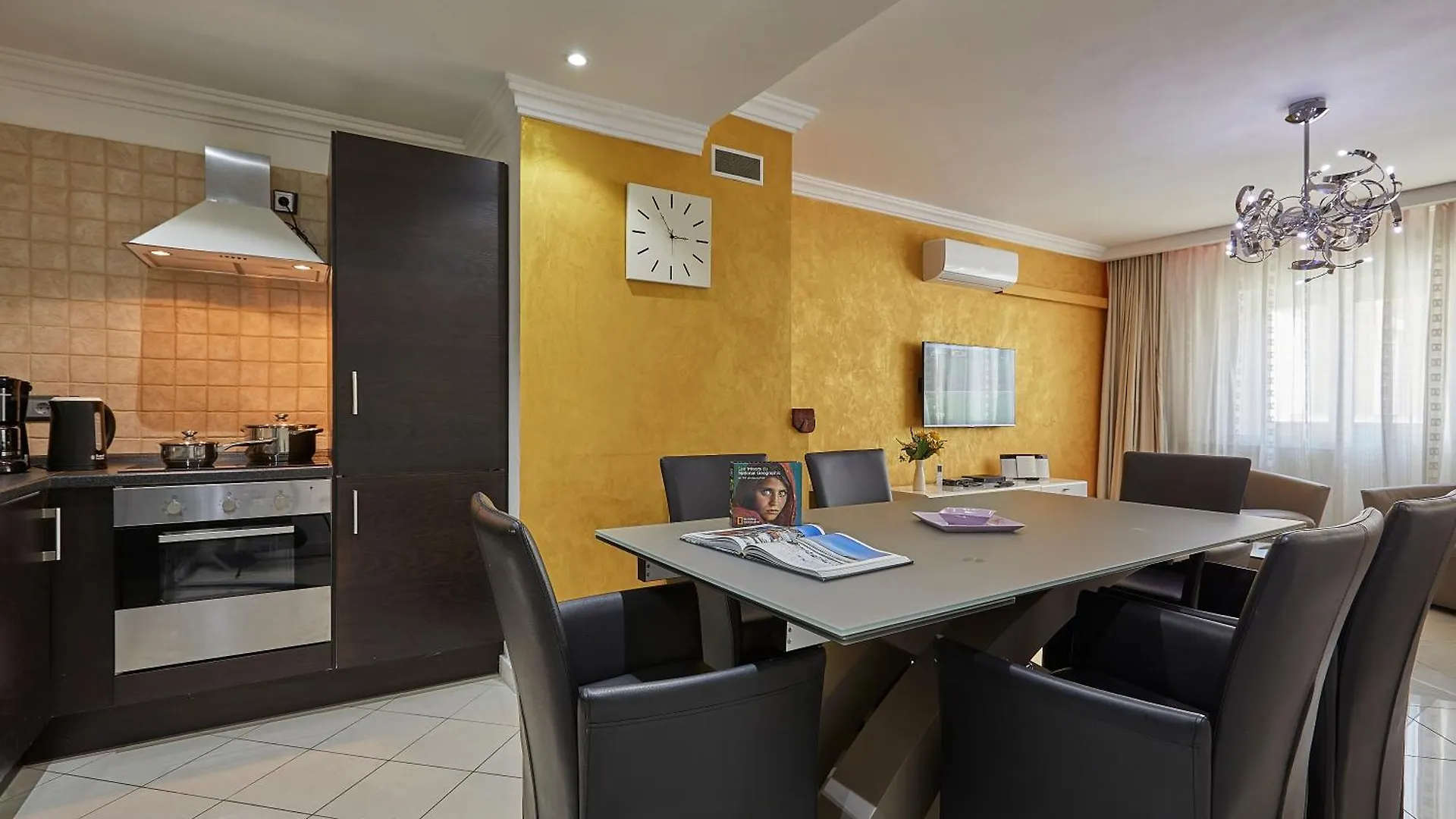 The Queen Luxury Apartments - Villa Cortina Luxembourg