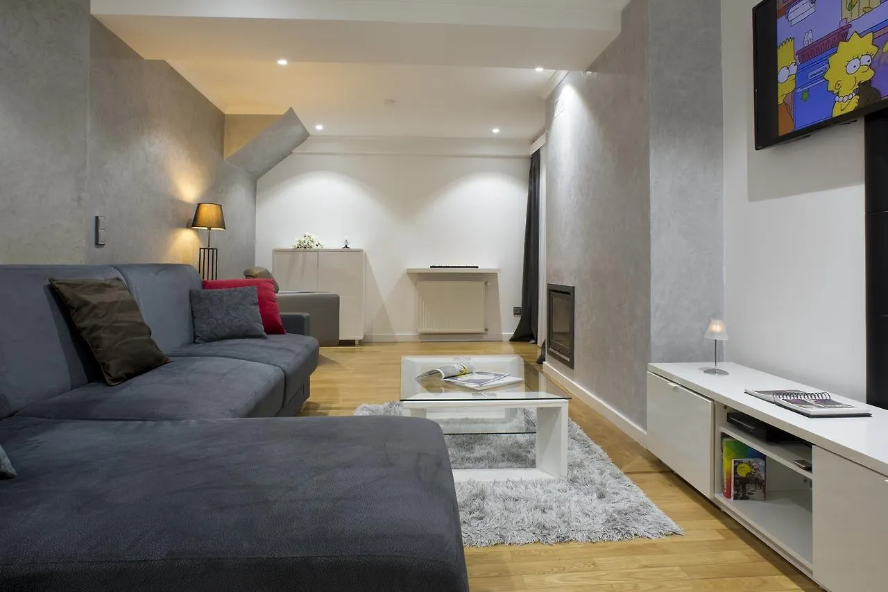The Queen Luxury Apartments - Villa Cortina Luxembourg 0*,